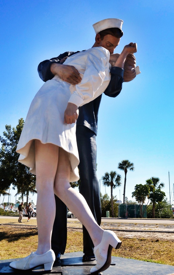 sailor kissed the nurse ( Sarasota)