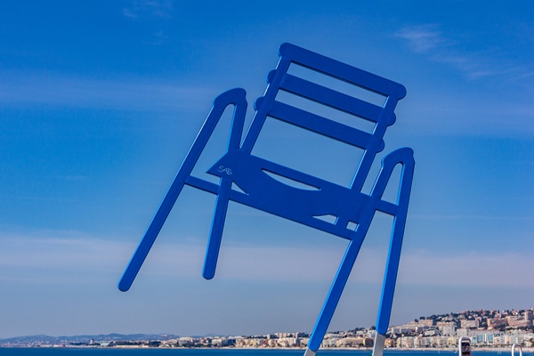 La chaise bleue