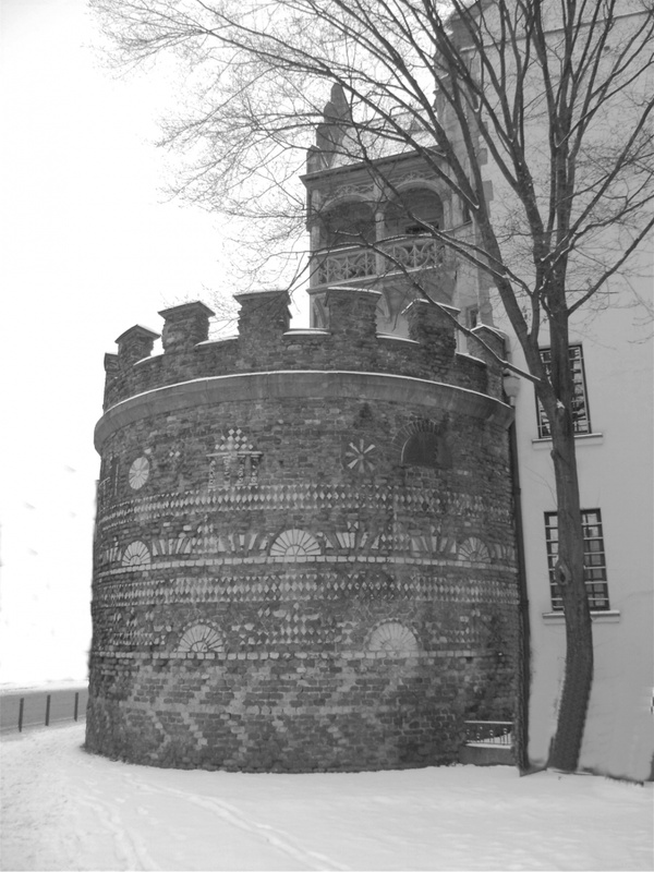 Römerturm im Winter